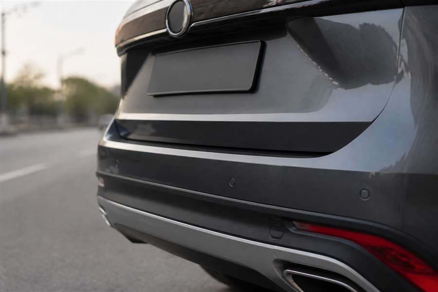 Detalhe de placa de veículo modelo Mercosul